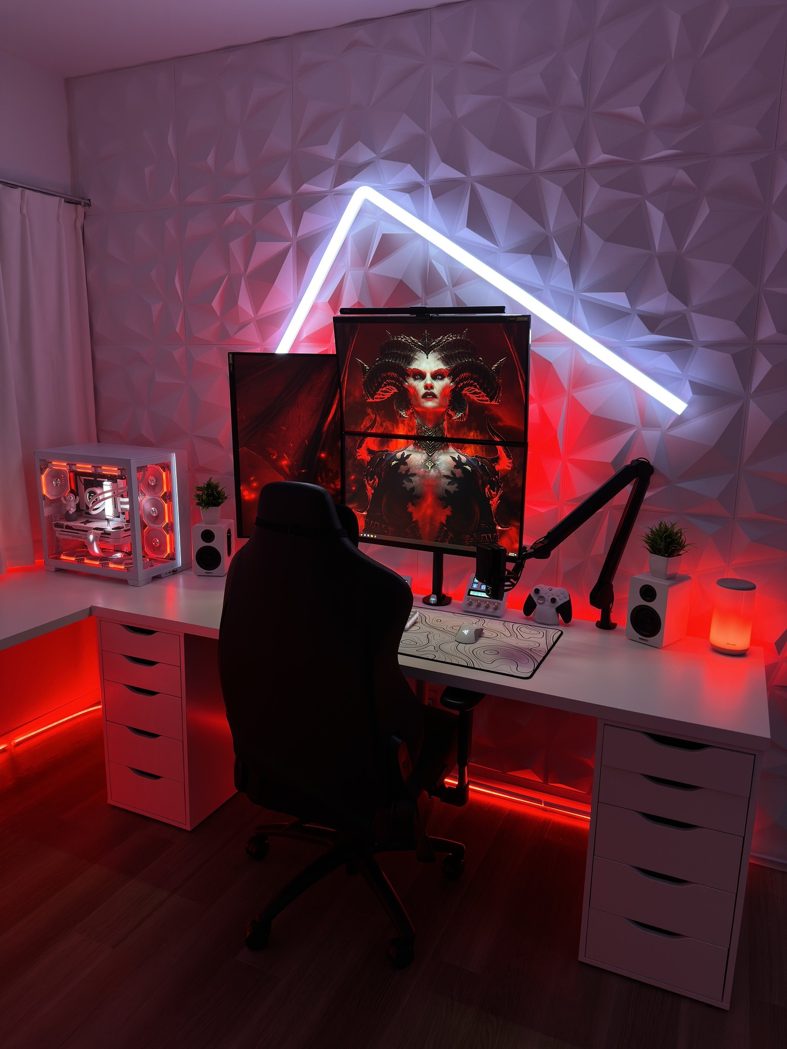 Elgato - A prime setup for a Prime Evil. 😈 Who's playing...