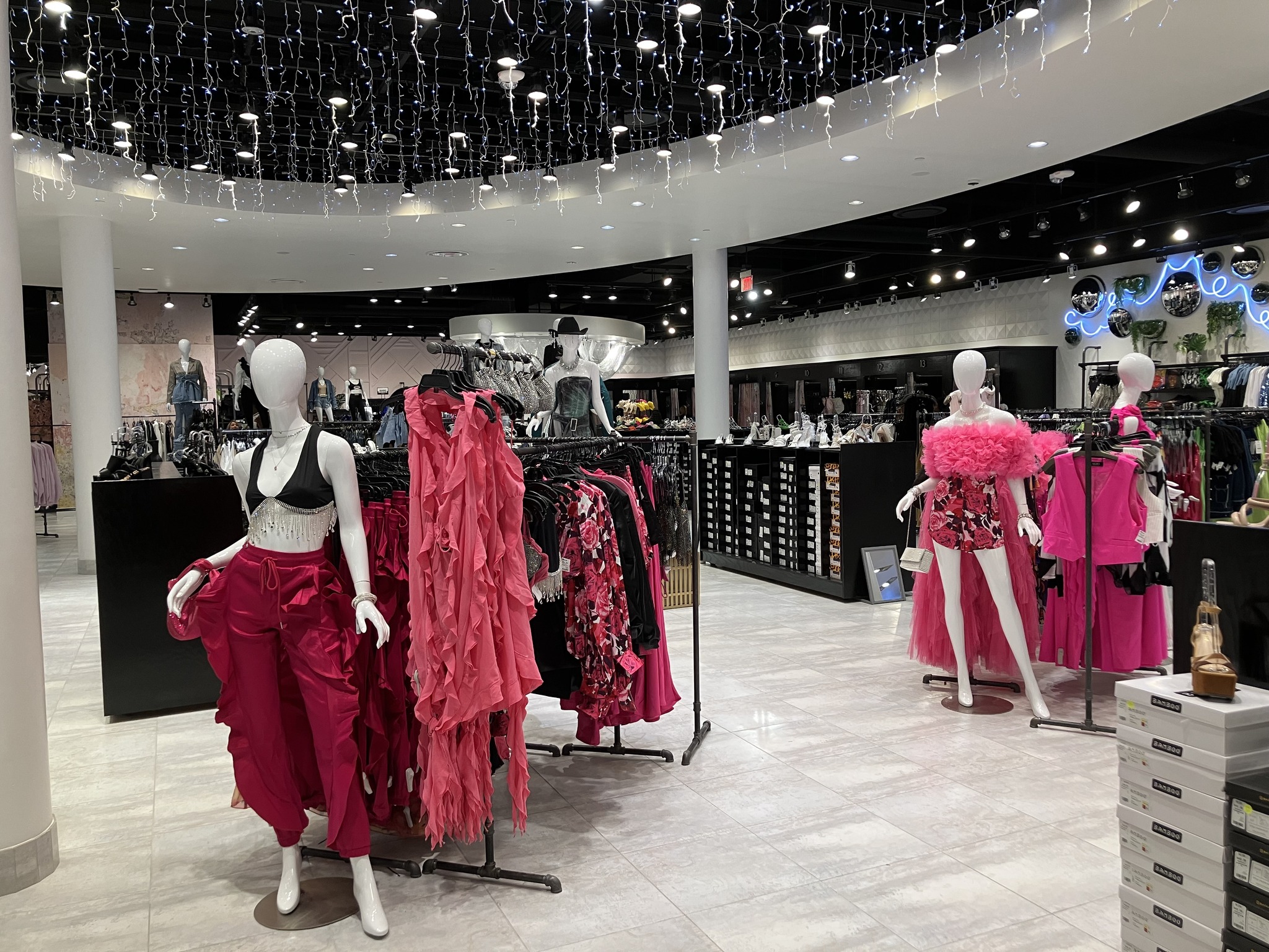 formal dress stores in woodfield mall Akira now open at with free gift offer windsor prom dresses