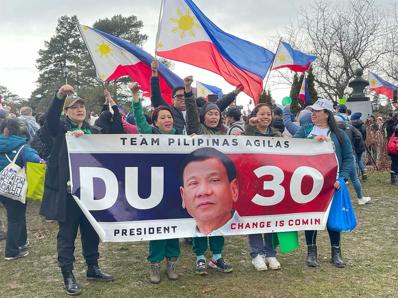 Diumano - PRAYER RALLY FOR PRRD IN CANADA LOOK: Nagsagawa ng prayer ...