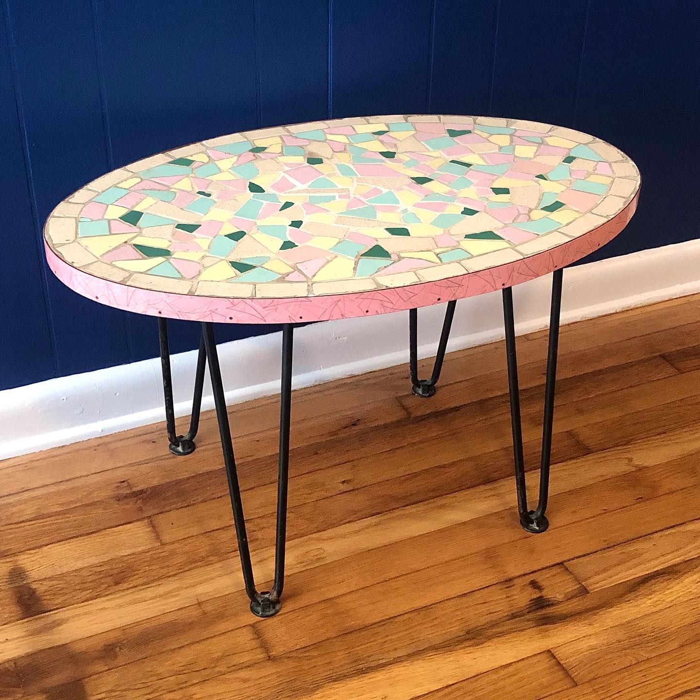 Rebel Vintage - This beautiful mid century coffee table is...