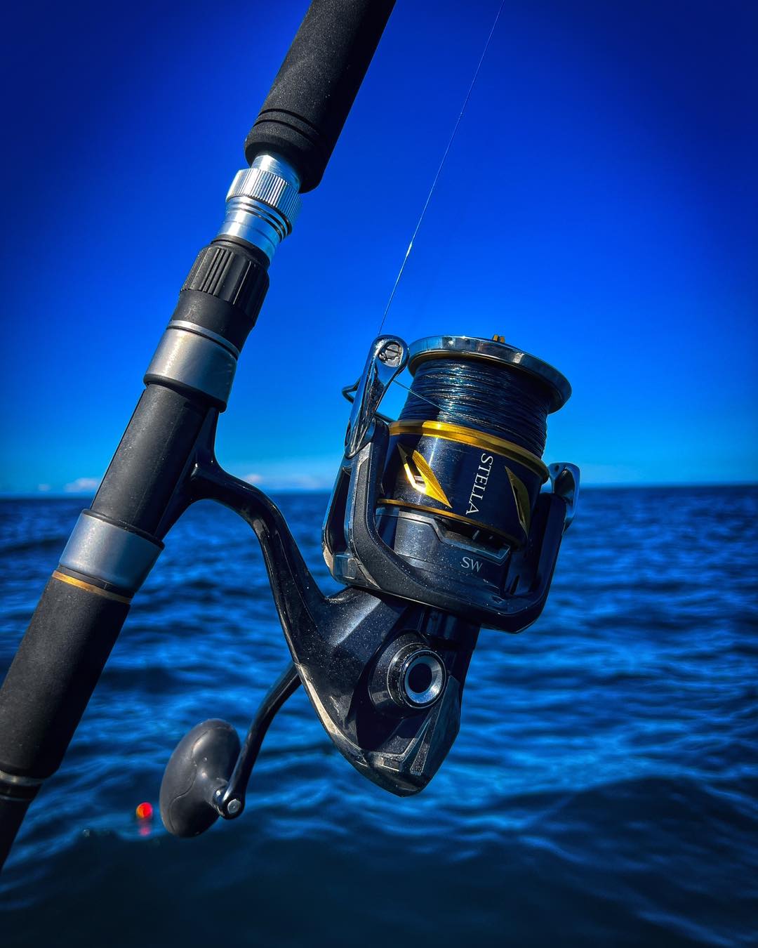 Shimano Stella SW4000HG for sale with new Jigman X8 braid