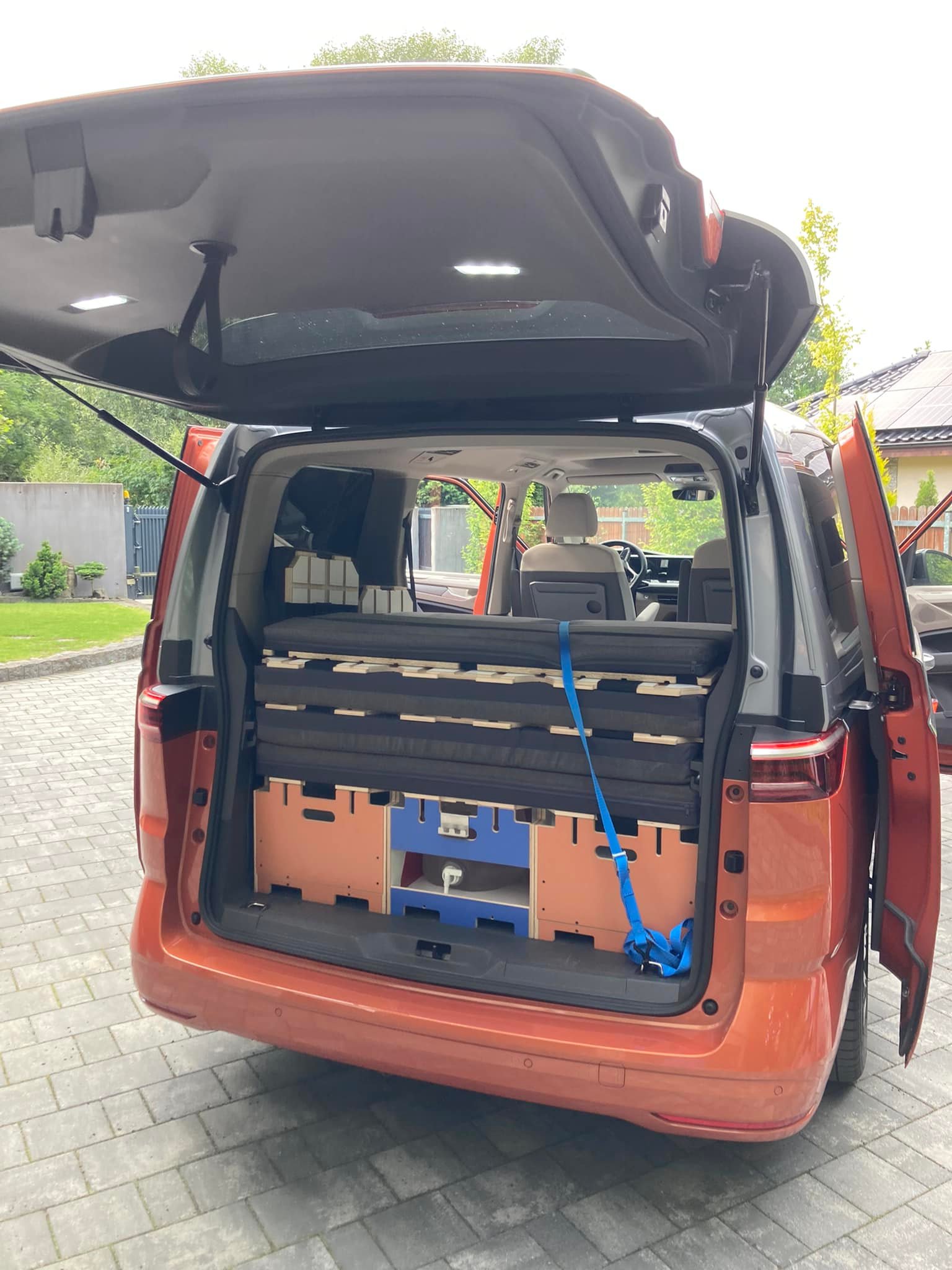 Vojo - Box For Camp