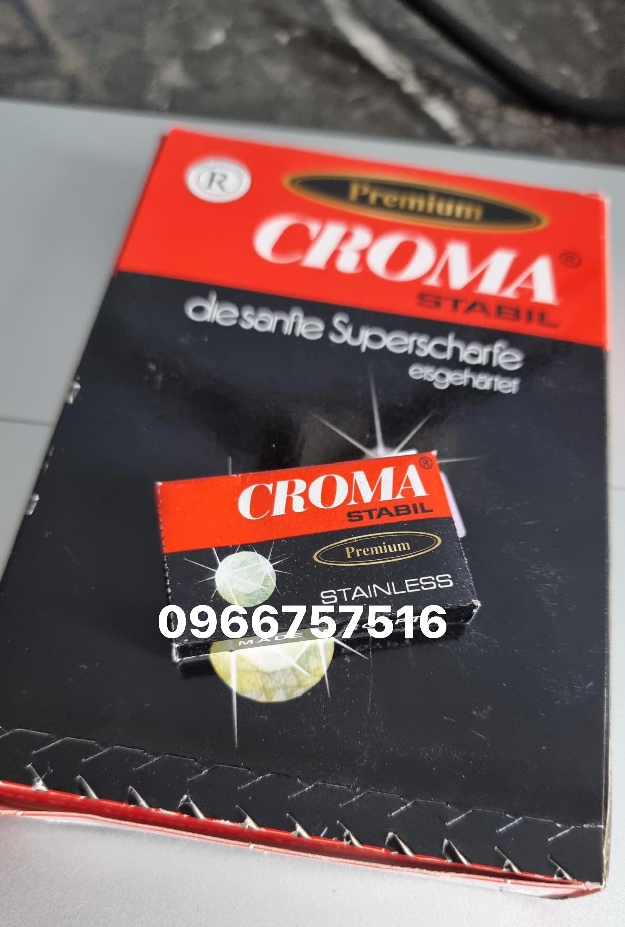 Croma Premium Razor Viet Nam