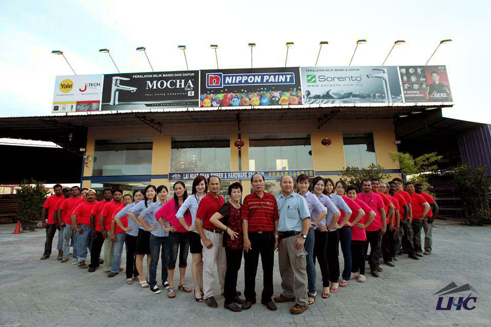 Lai Huat Chan Timber Hardware Sdn Bhd 来发栈 Group Photo Facebook