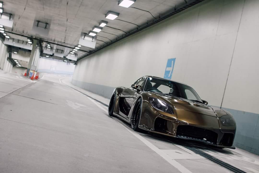 Raw carz - Mazda RX7 Veilside Fortune Widebodykit & Abflug...