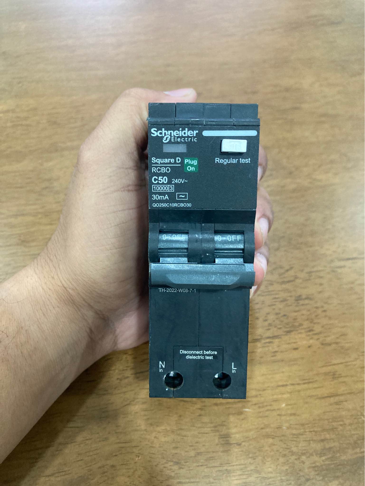 ซื้อขายปทุมธานี | ขาย Schneider Square D RCBO C50 30mA เบรคเกอร์กันไฟ ...