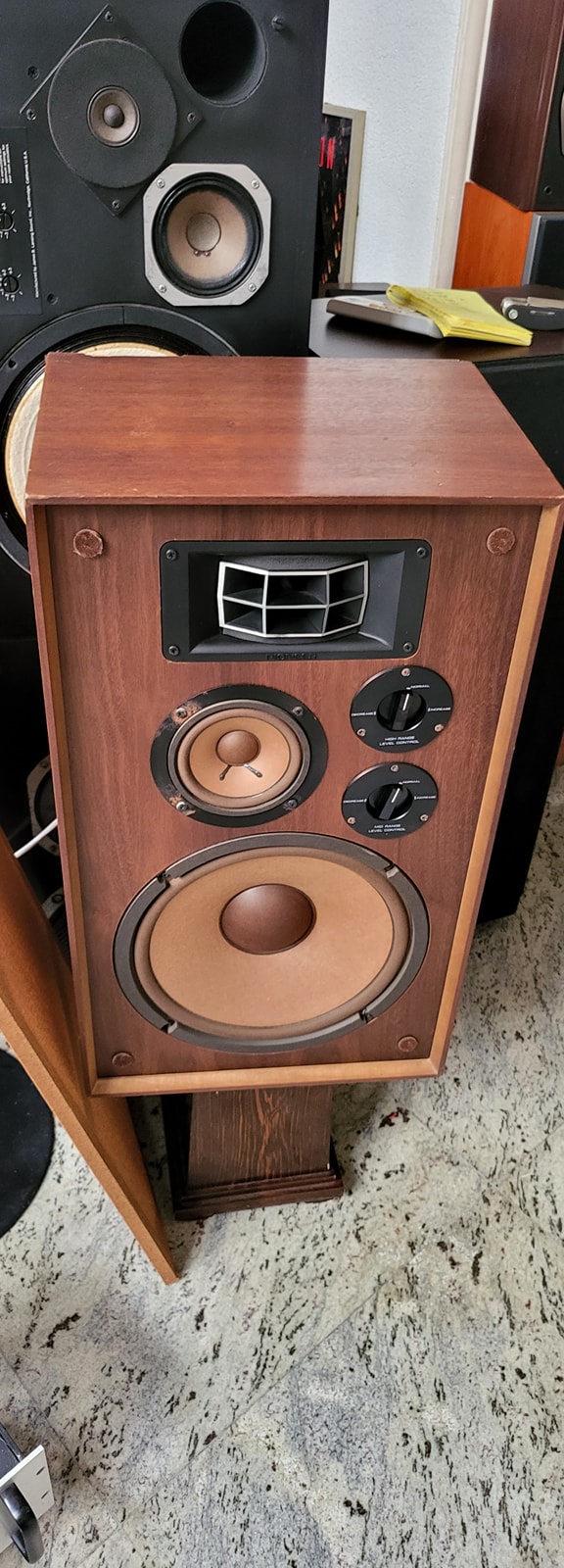 SOLD) LoD/Hitachi HS-780 Speaker **very good working condition