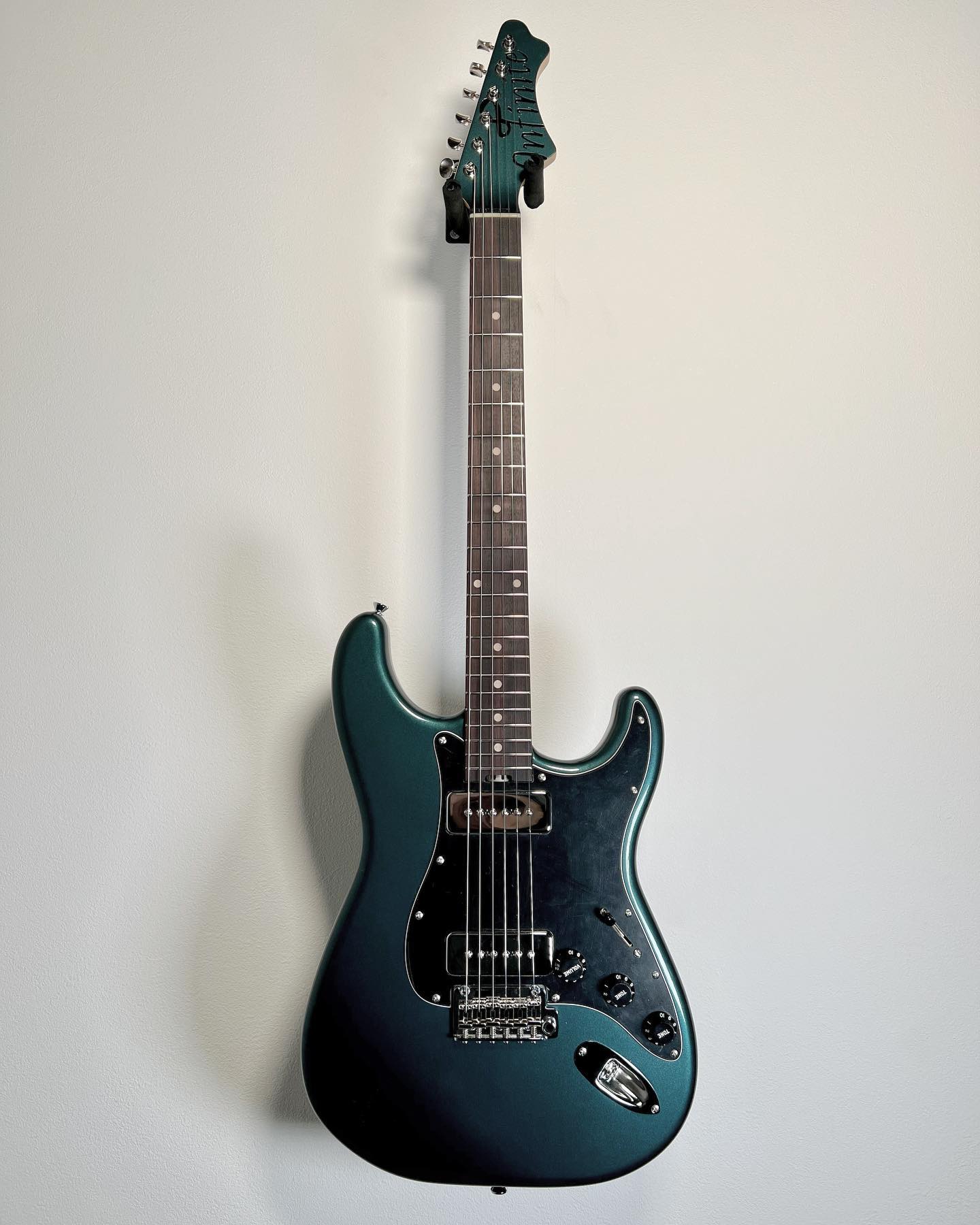 Trad Fullsize ST P90 Body Material : Selected Alder 2P Neck 