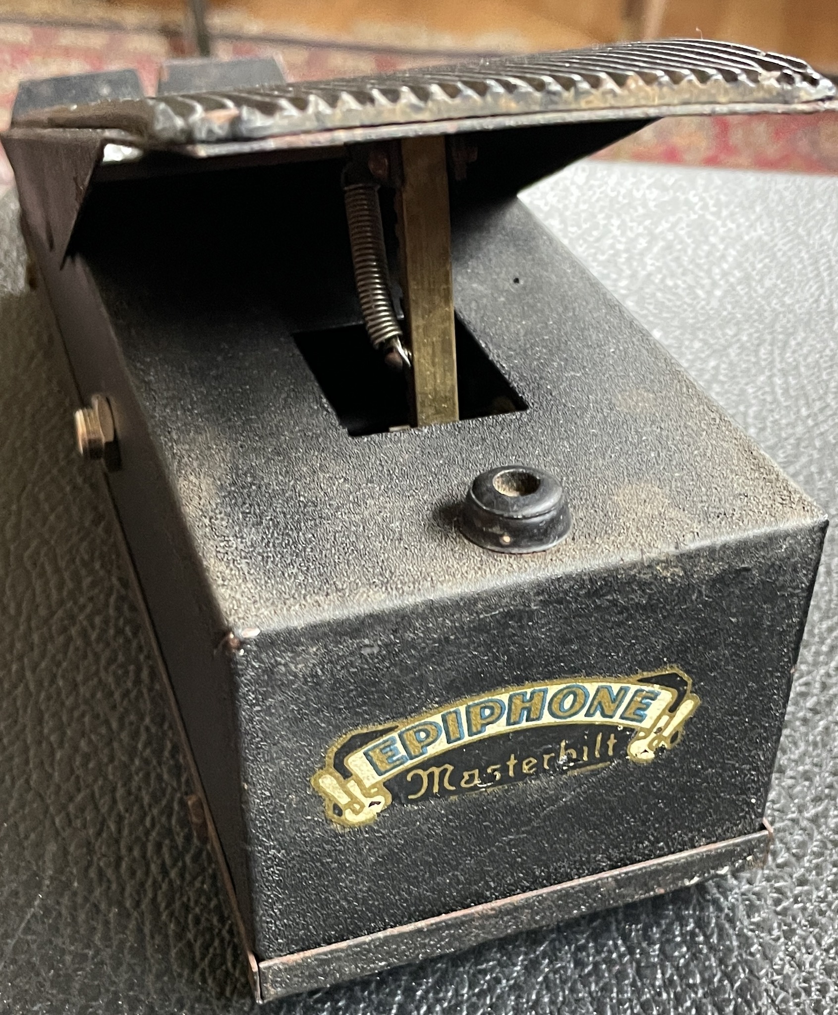 Restoring a vintage Sho-Bud volume pedal