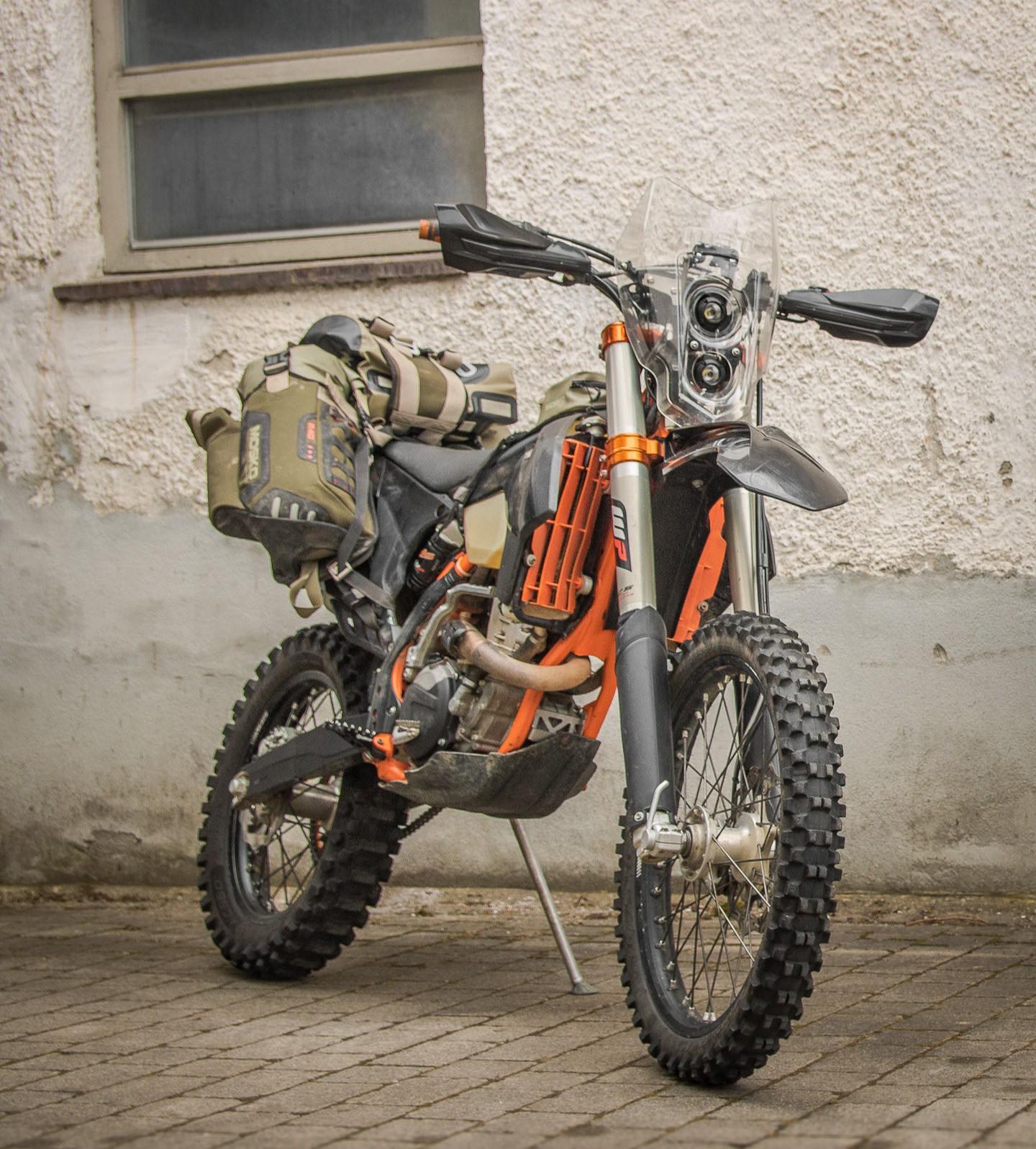 marcel.lestrade KTM 640 Adventure R prepped and ready for any