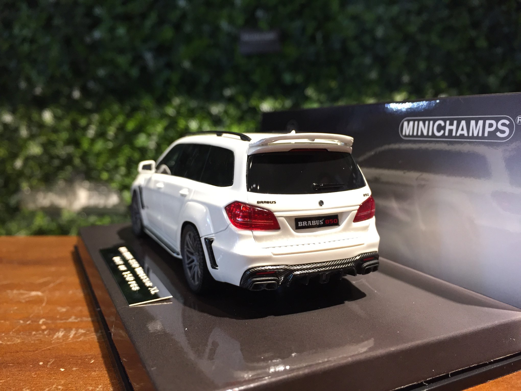 Minichamps 新到貨 New arrivals! 1/43 Brabus 850 Widestar XL