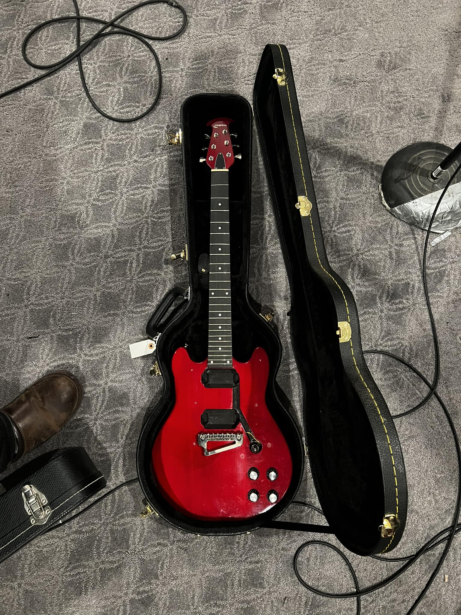What is this Ovation guitar model?