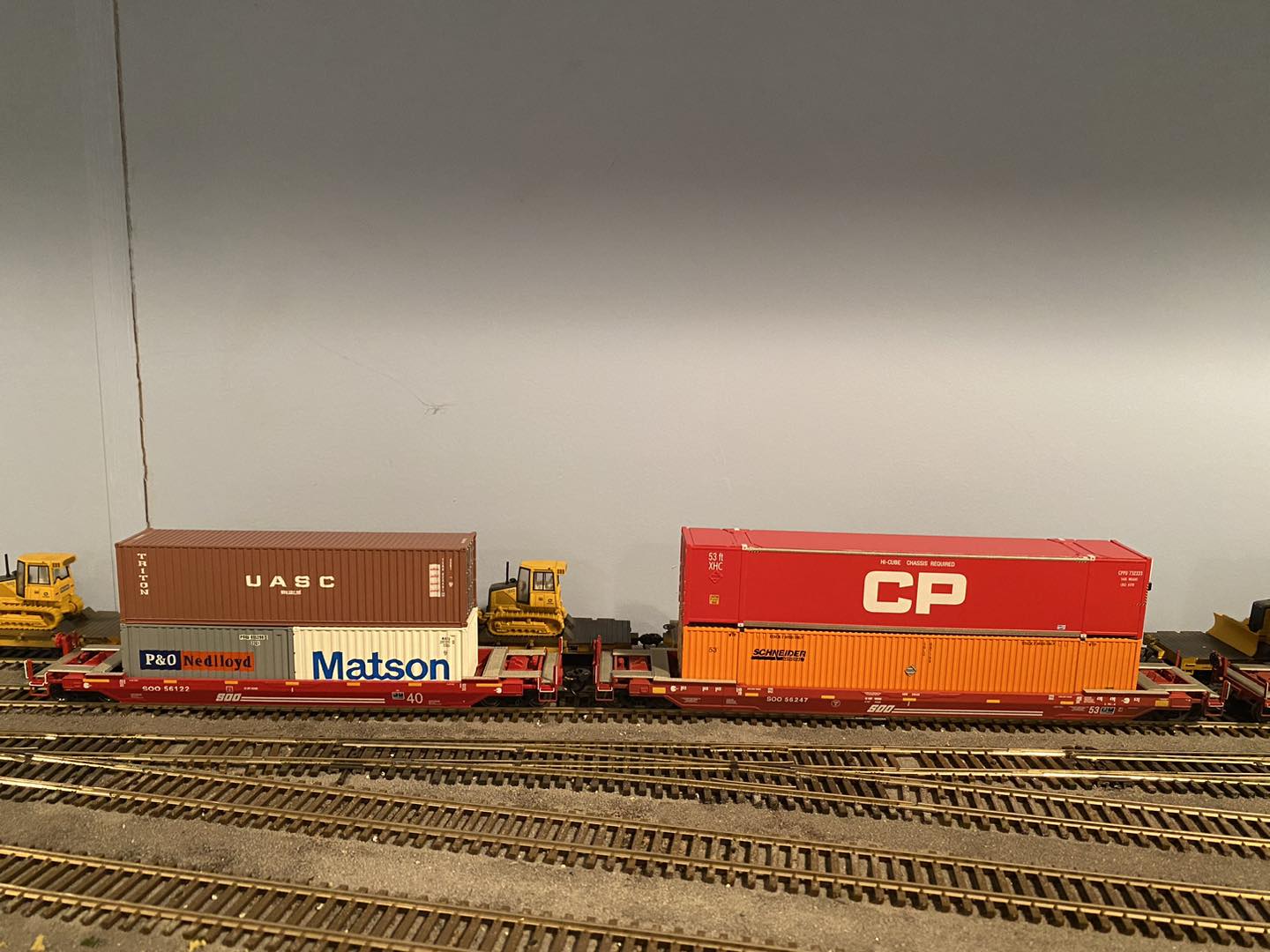 N Gauge Shipping Container Card Kits – 12 Mixed 40ft/45ft, 1:160 Scale, UK Made