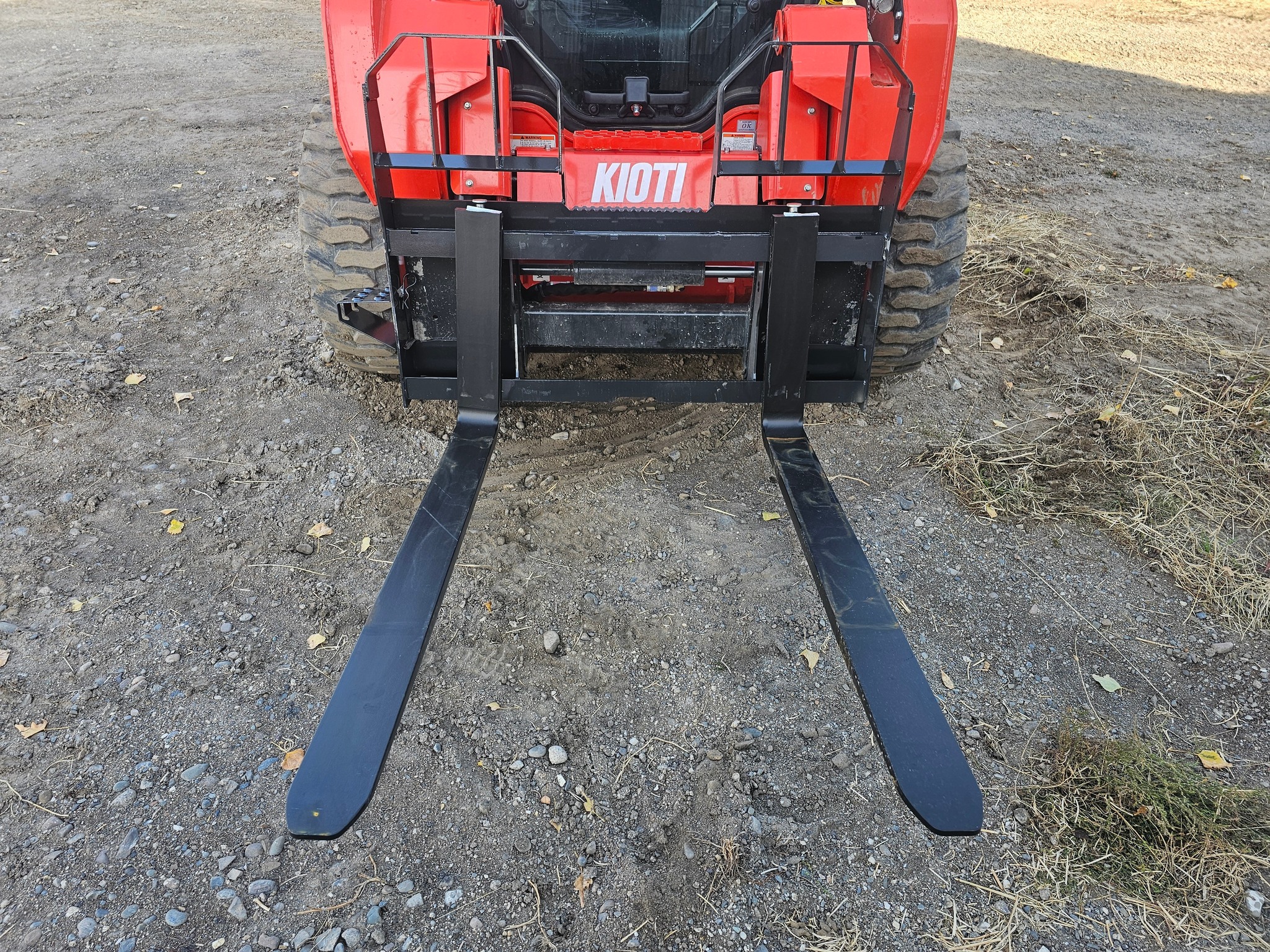PROWORKS 42” Pallet Forks – 2200lb Capacity, Quick Attach, Fits Kubota Kioti Tractor Loader