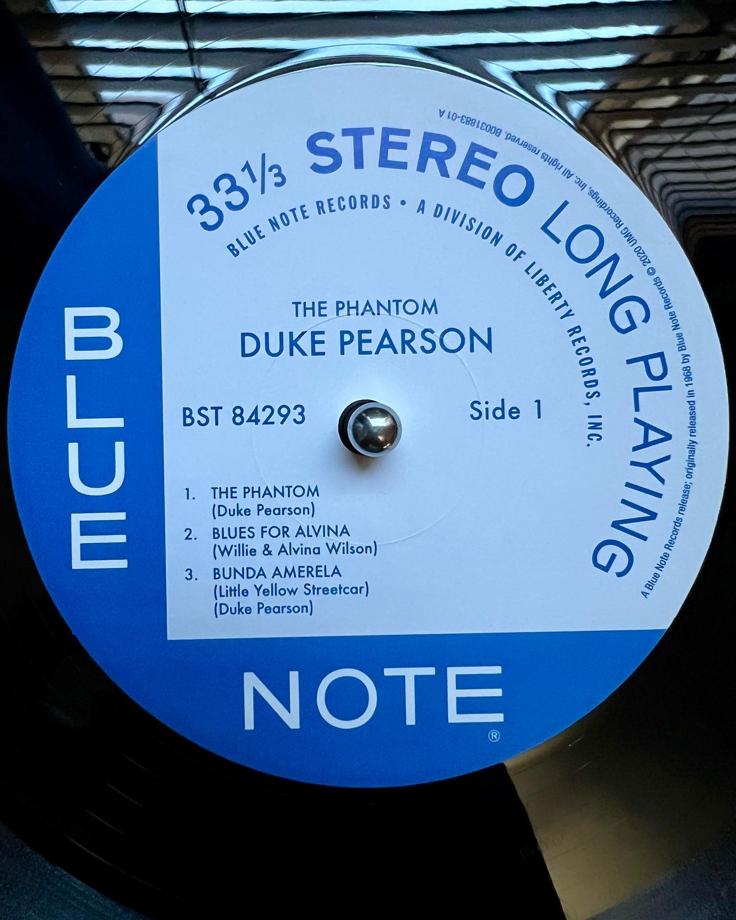 The Latin Vibes of Bobby Hutcherson's 'Montara'