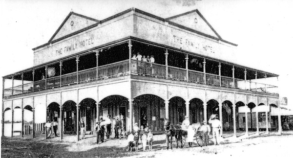 Pyramid - OLD HOTELS IN GORDONVALE Family Hotel On 4 November 1897 in ...