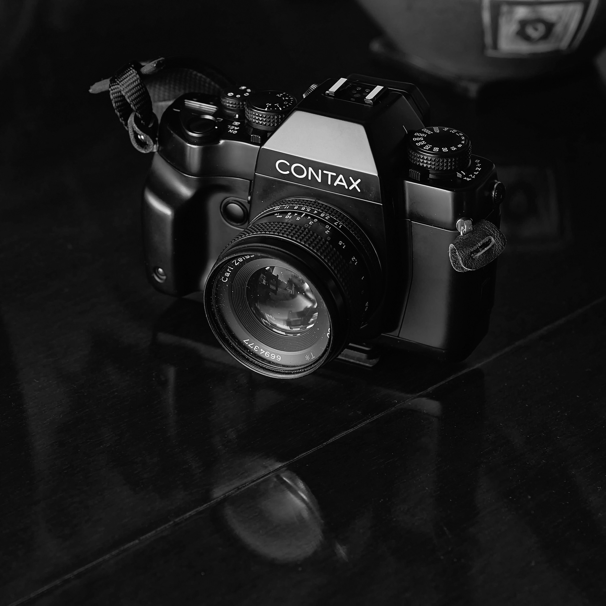 Carl Zeiss Contax Planar 50mm f1.4 lens