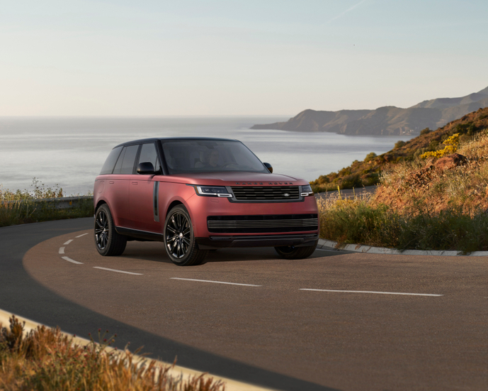 NEW RANGE ROVER SV - AN EXQUISITE... - Land Rover Clear Lake