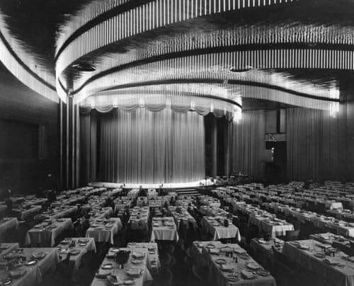 The old Hollywood Theatre 1938.