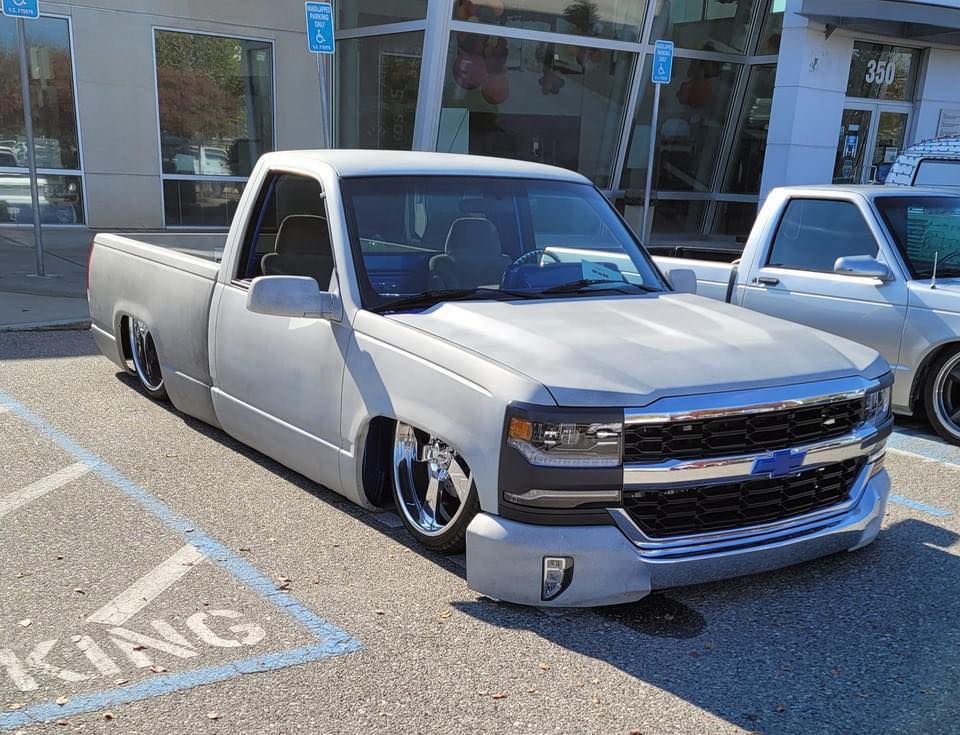 SICK Slammed Trucks - That front end swap 🔥 #sickslammedtrucks #bagged ...