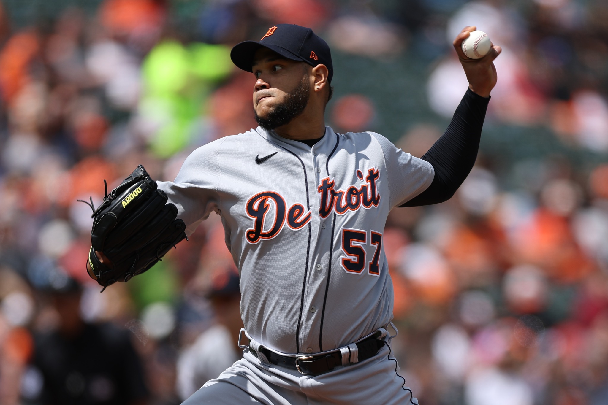 MLB - Eduardo Rodriguez lost his perfect game and no-hitter today with ...