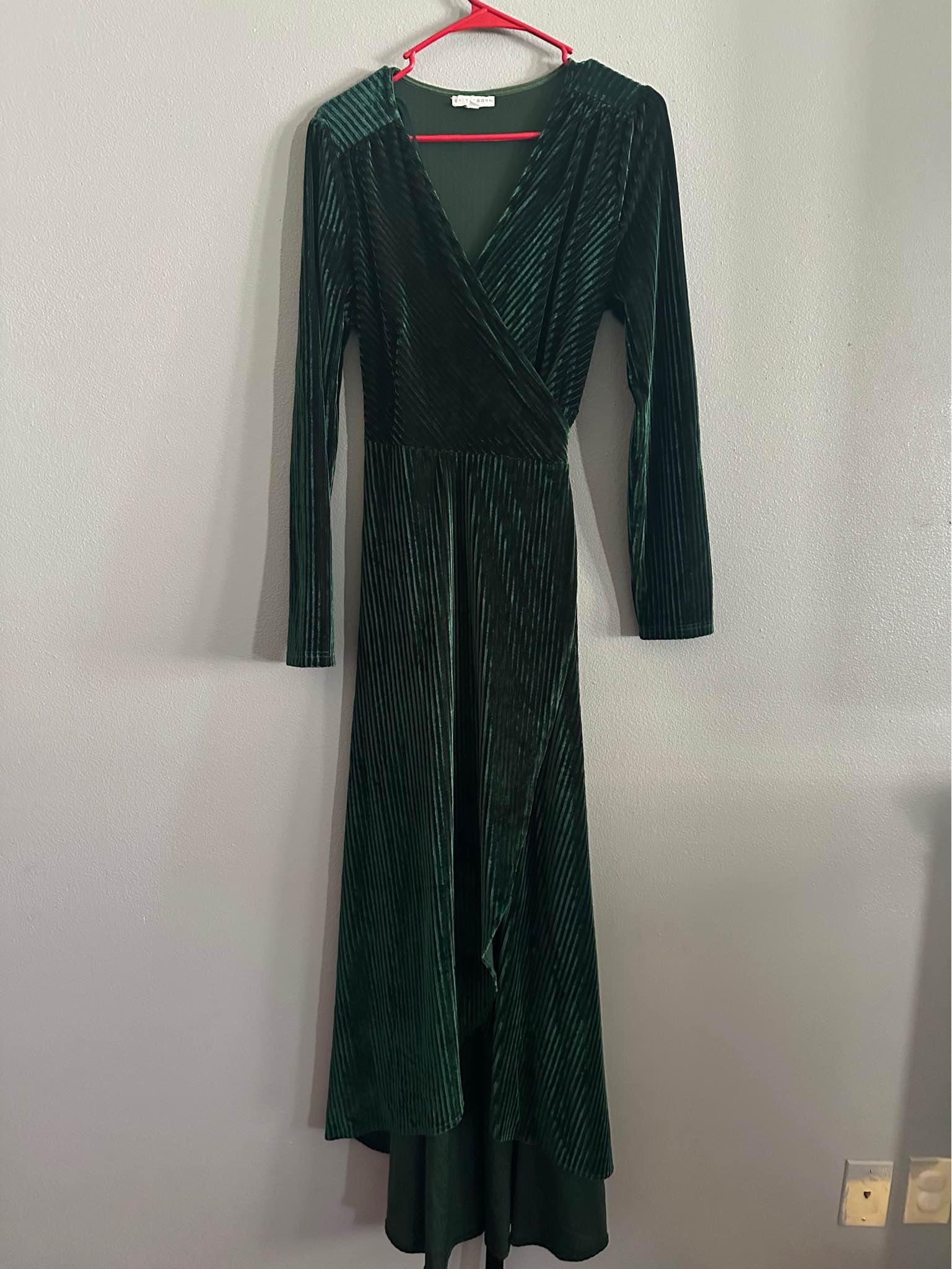 Velvet classic dress in turquoise and emerald green
