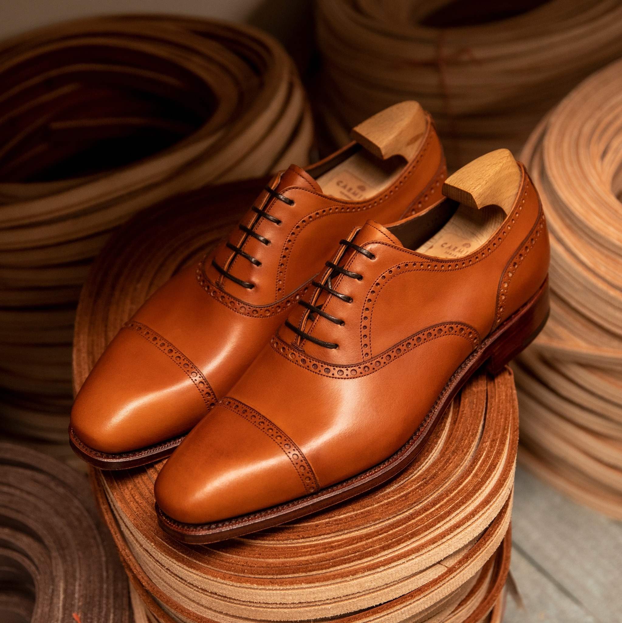 Wingtip oxfords 922 in tan, thank you @muddy250 for this amazing