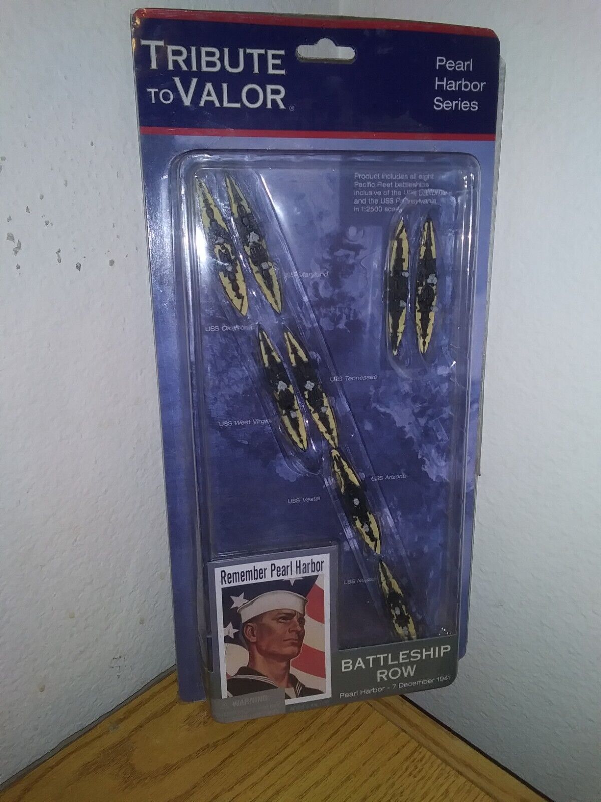 Tribute to Valor Battleship Row 模型 i got this last month. its a 1/2500 scale battleship row. i