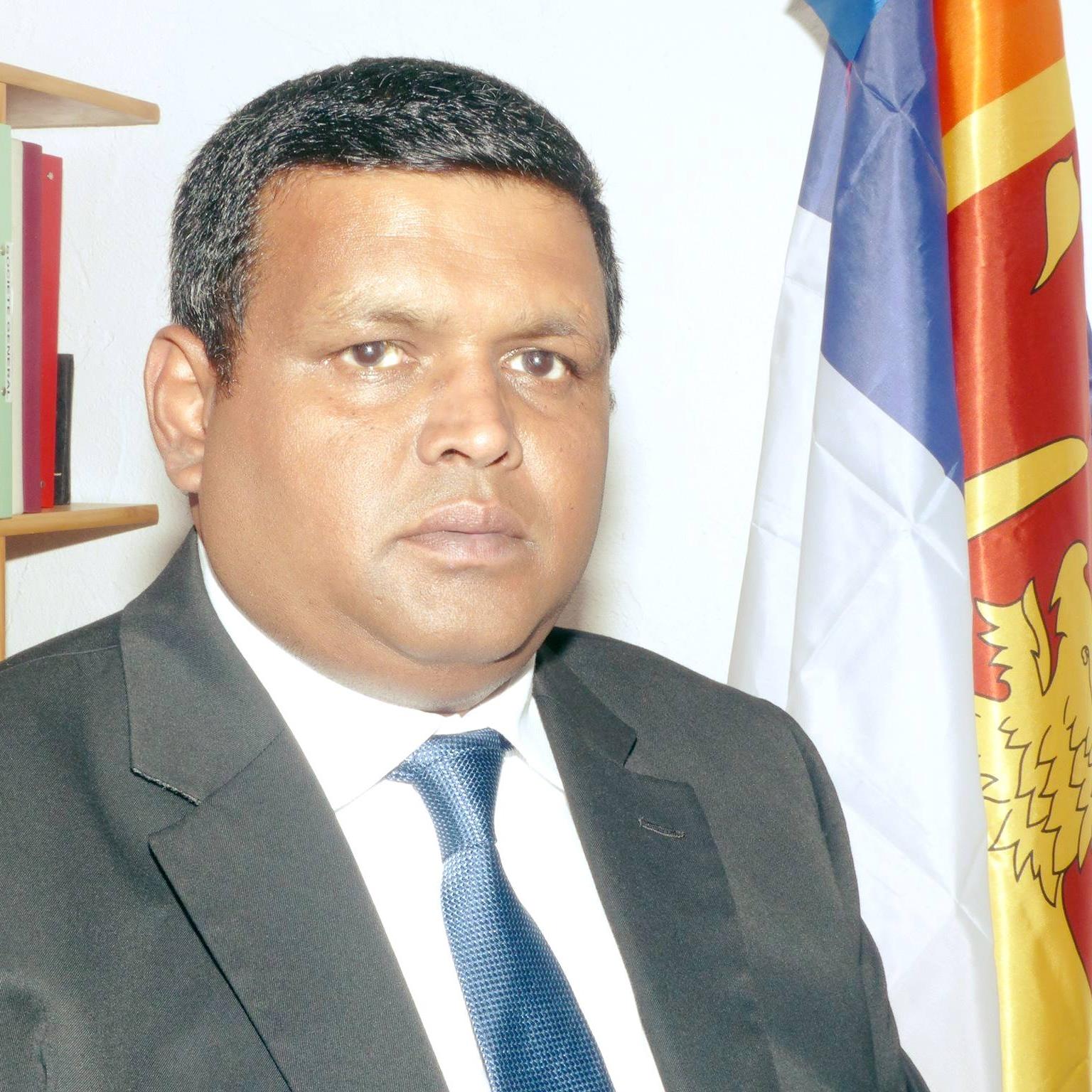 SUNFLOWER MUSICAL BAND - අද (24) දින උපන්දිනය සමරන සන්ෆලවර් නායක නීල් ...