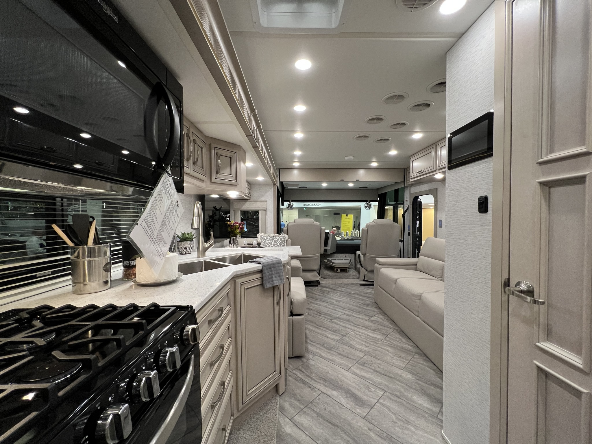 Cross Country RV Information Services | Oklahoma City OK