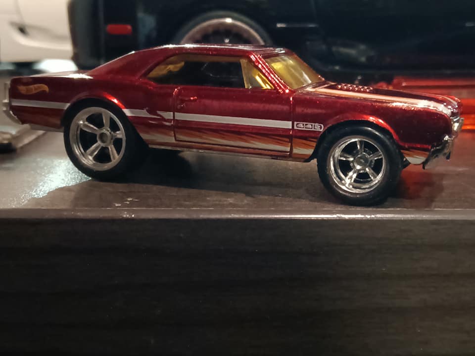 Retro Hot Wheels '67 Oldsmobile 442 concept