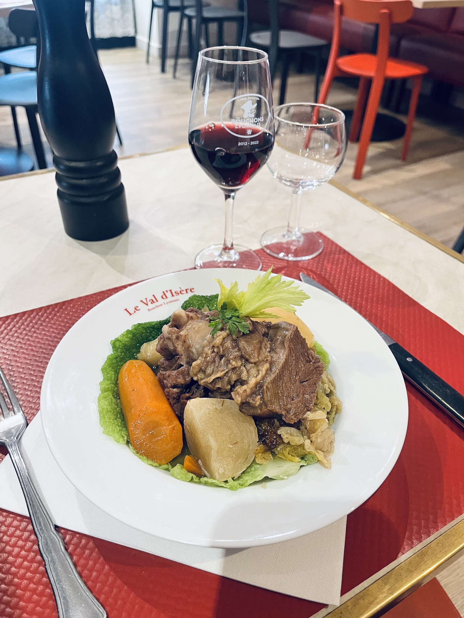 Le Val D isère Bouchon Lyonnais Avis
