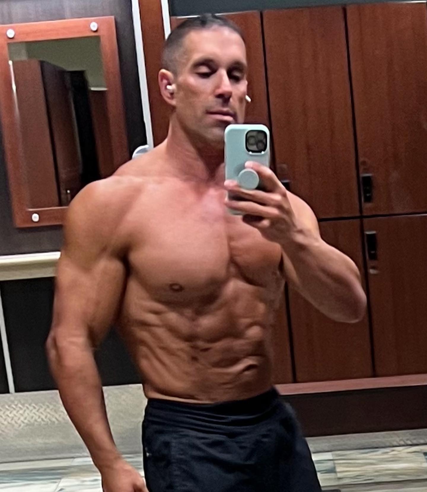 greg doucette bpc 157 Doucette's fitness journey and response to criticism liquid vitamin b12 GLP-RT Quantity:20mg Neo-B12 Injection 1000mcg/ml Hydroxocobalamin