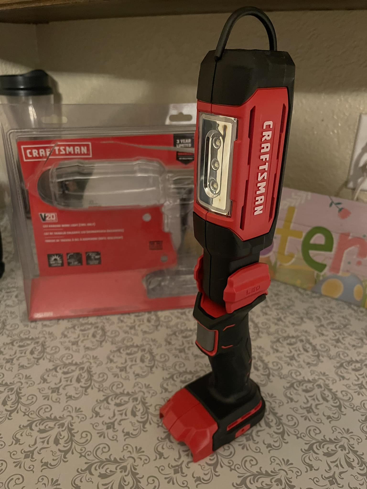 craftsman v20 20-volt max 2500-lumen led rechargeable power tool flashlight Work Light, Spotlight Flashlight, 2,500 Lumens, Spotlights Handheld, Cordless, Only (CMCL060B) Illuminate your workspace with this CRAFTSMAN V20 20V max* LED work light CRAFTSMAN V20 20-volt max Lithium
