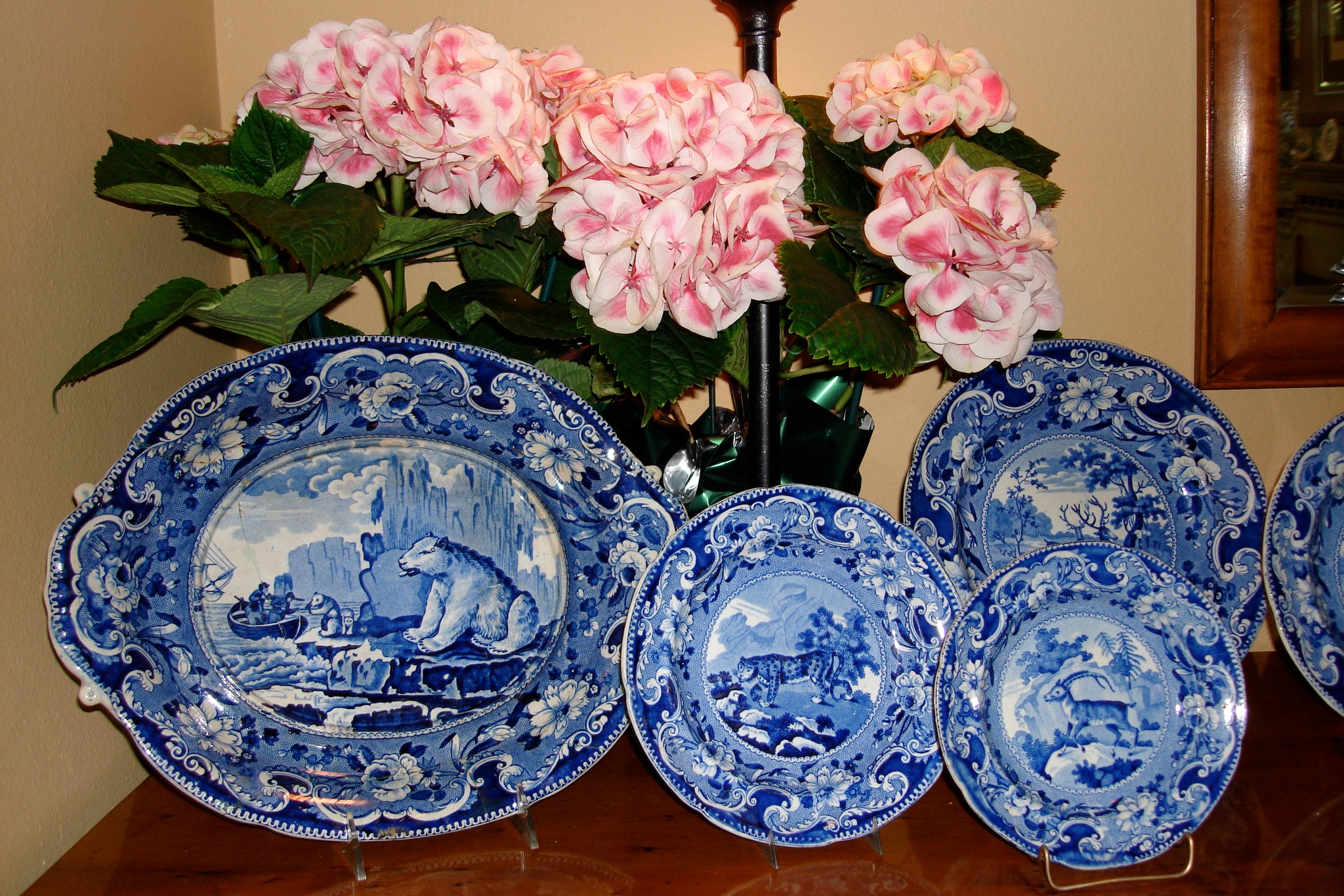 Shown are a few patterns... - Transferware Collectors Club | Facebook