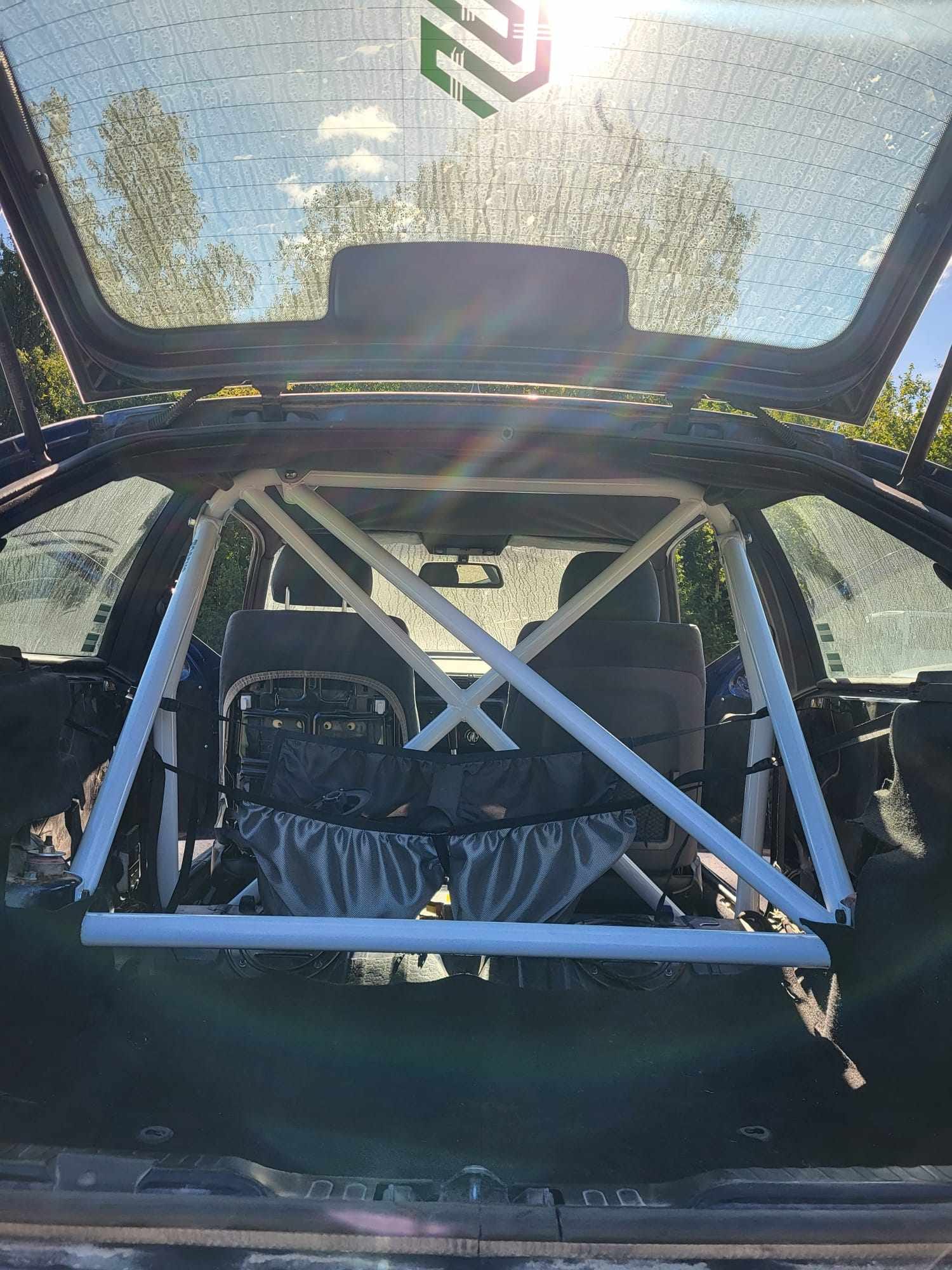 Zobens racing sport