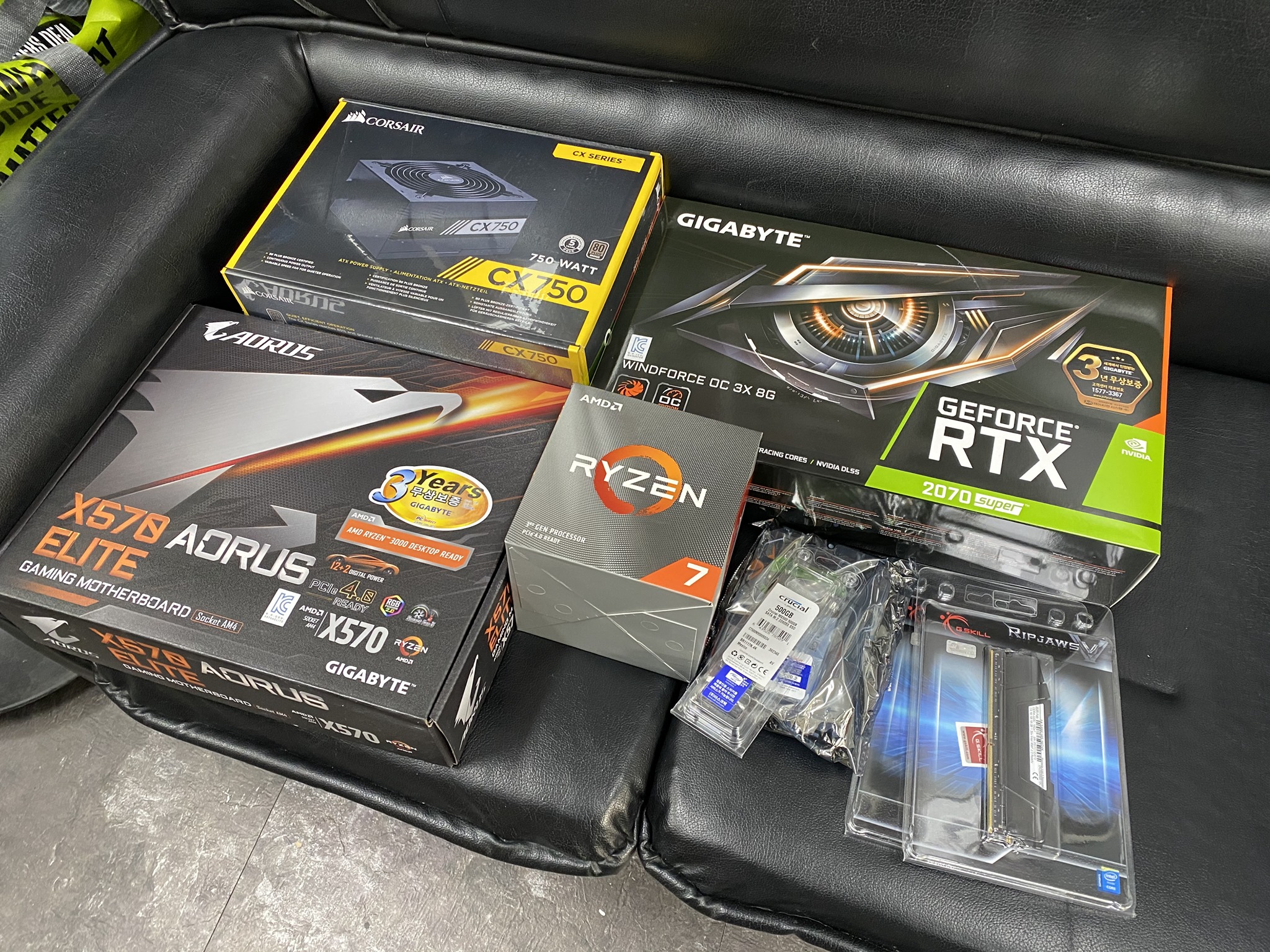 The NZXT H510 Elite is ? This Custom Build is featuring an AMD 