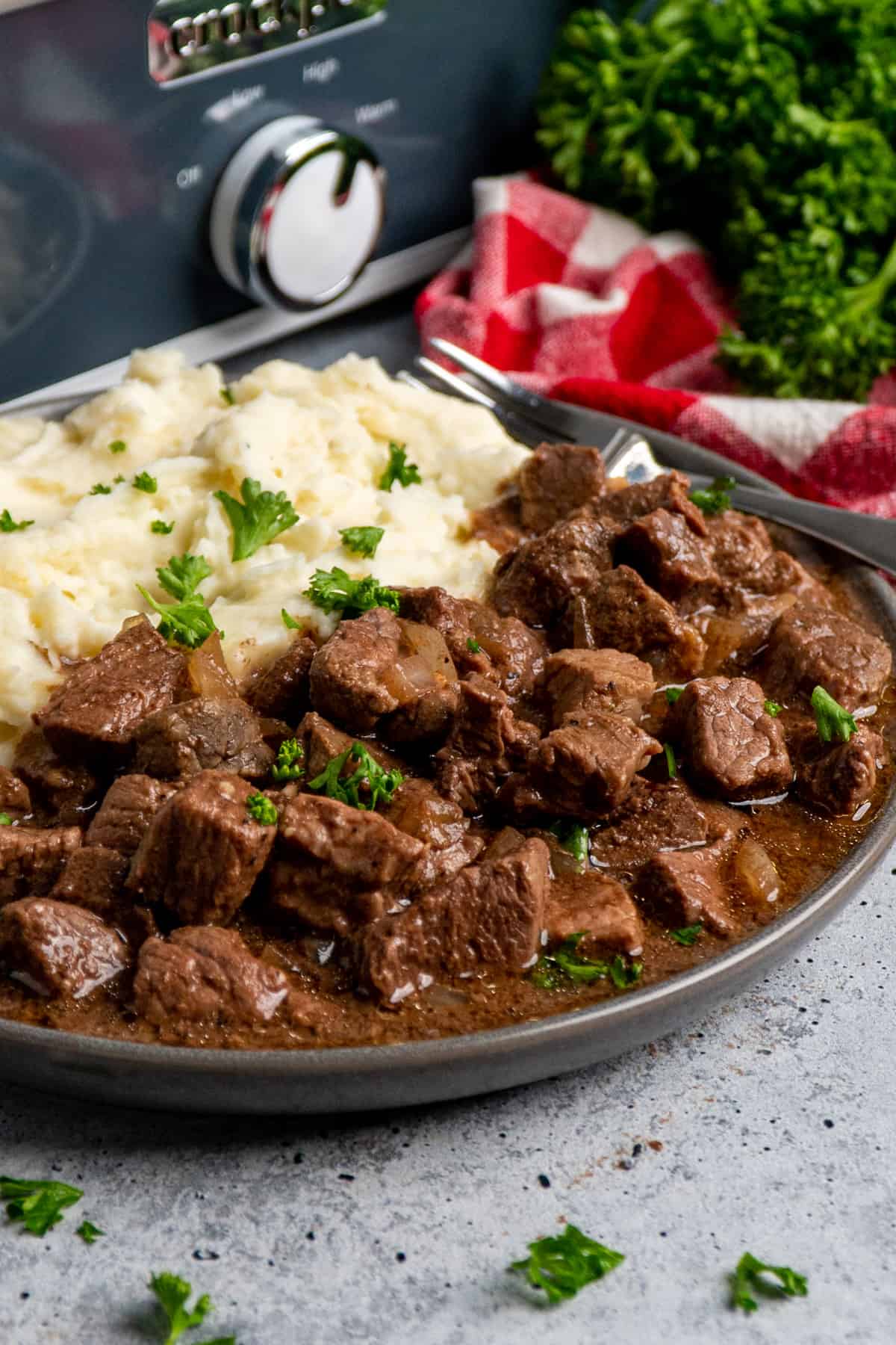 Slow Cooker Recipe Crockpot Group | *Slow-cooked sirloin steak cubes