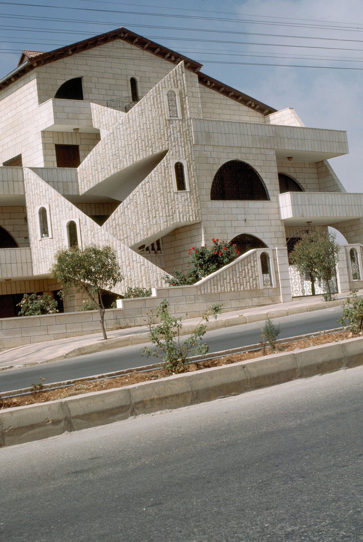 Archive - This building used to be the Amman Municipality headquarters ...