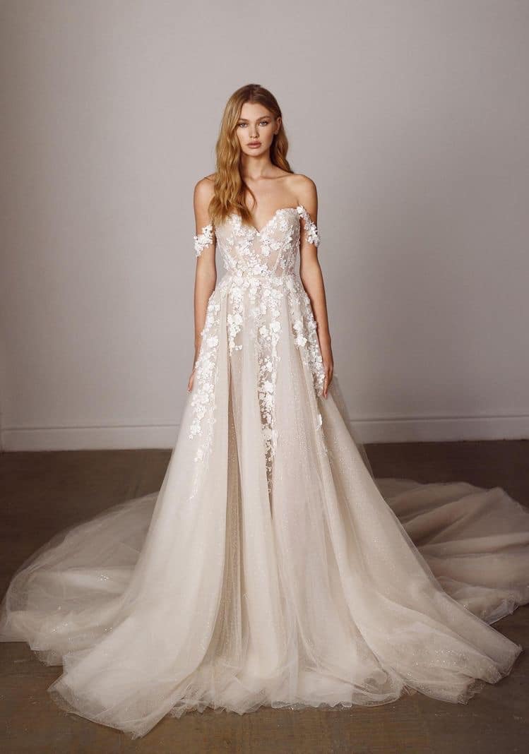 white leather corset wedding dress LaDivine CD868W Fitted Lace Long Sizes:8/10 2023.07.10 Lavetir Bridesmaid Dresses Champagne or special events