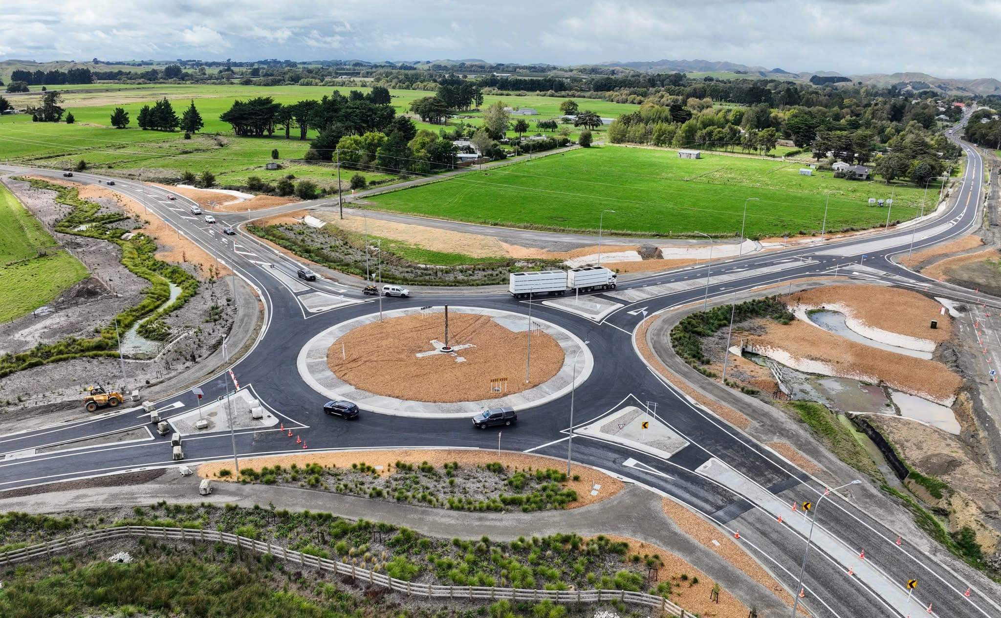 Scott - Great to see the new roundabout opened, it looks really good ...
