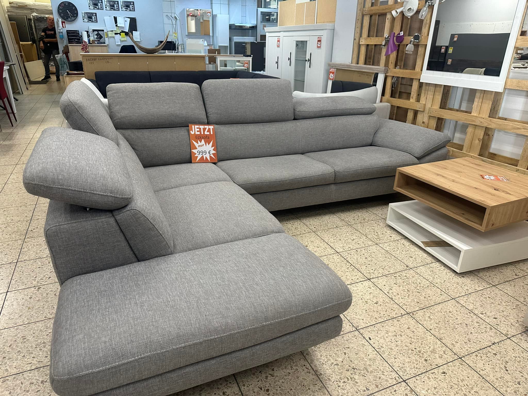 Auf alle Ecksofas.Wohnlandschaften und Boxspringbetten 10% den ganzen September Link: https://m.ebay-kleinanzeigen .de/pro/Moebel-Lossek-Muenchhausen