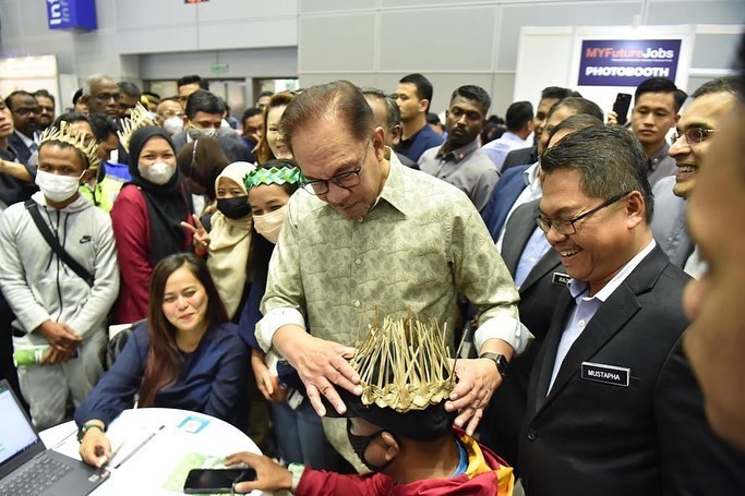 Warga PERKESO mengucapkan... - Pertubuhan Keselamatan Sosial