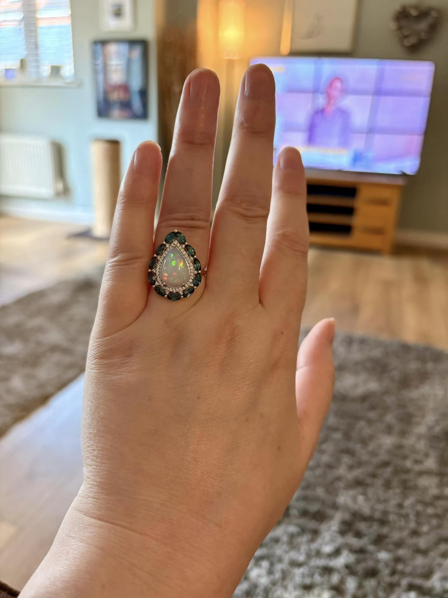 🎶😍Taylor Swift Ehtiopian Opal (Gemporia's Version) Now launching