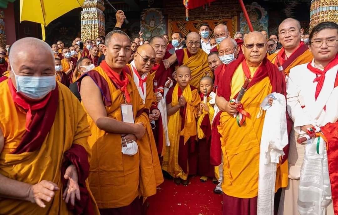 ནང་པའི་རིག་པའི་གསལ་བྱེད། - བསྐོར་བའི་ཕན་ཡོན་བཤད་པ་དགེ་བའི་ལམ་གསལ། རྩོམ ...