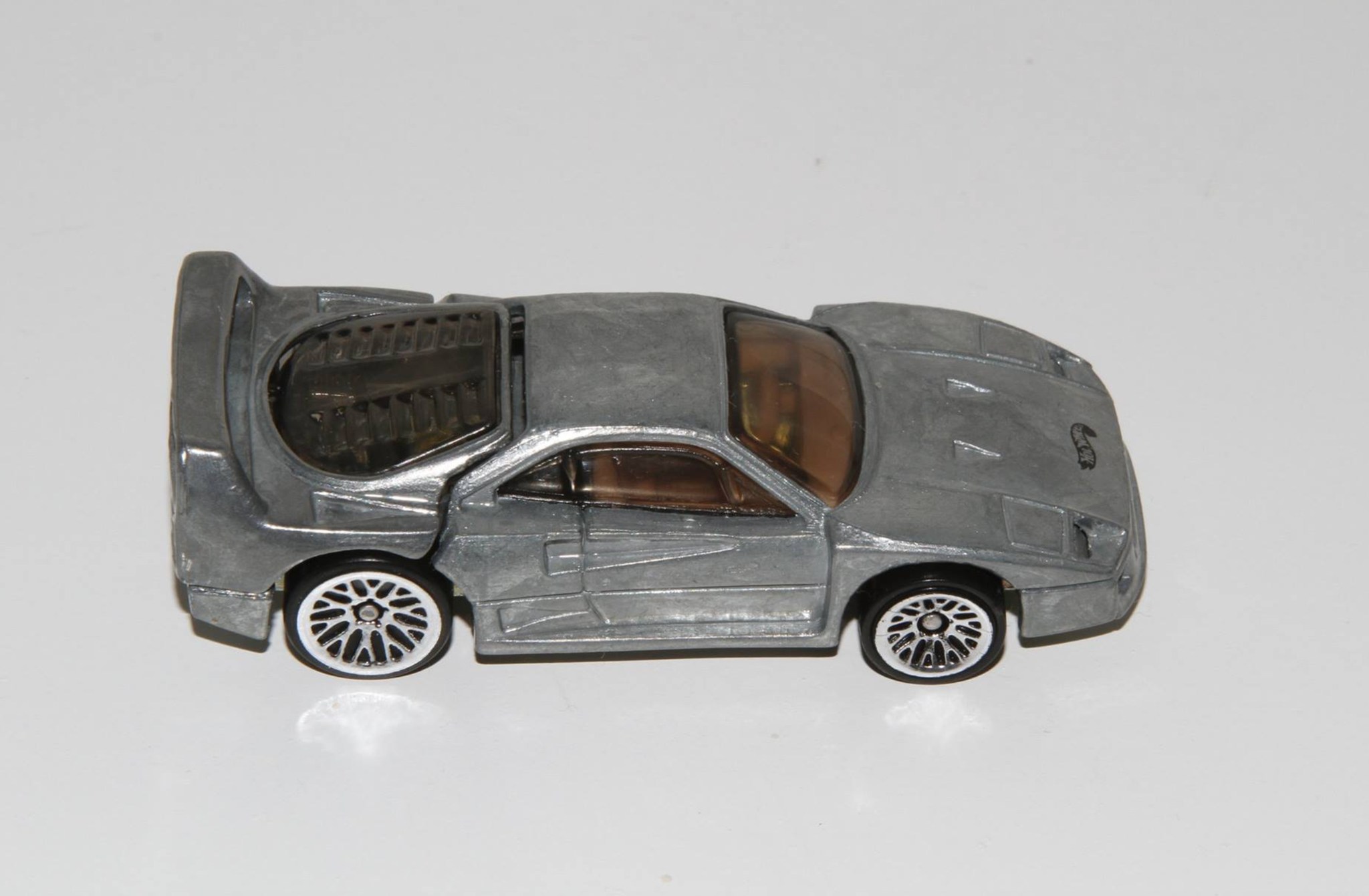 Collectors🔥 FERRARI F40 – 1998 Hot Wheels Dash 4 Cash
