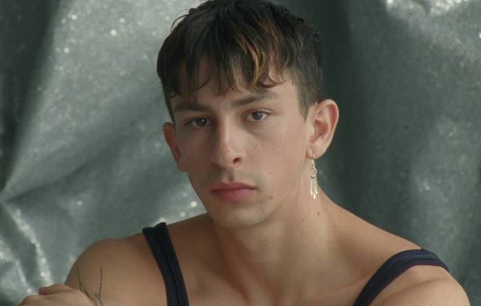 queerguru - Queer movement artist Max Cookward reflects their ...
