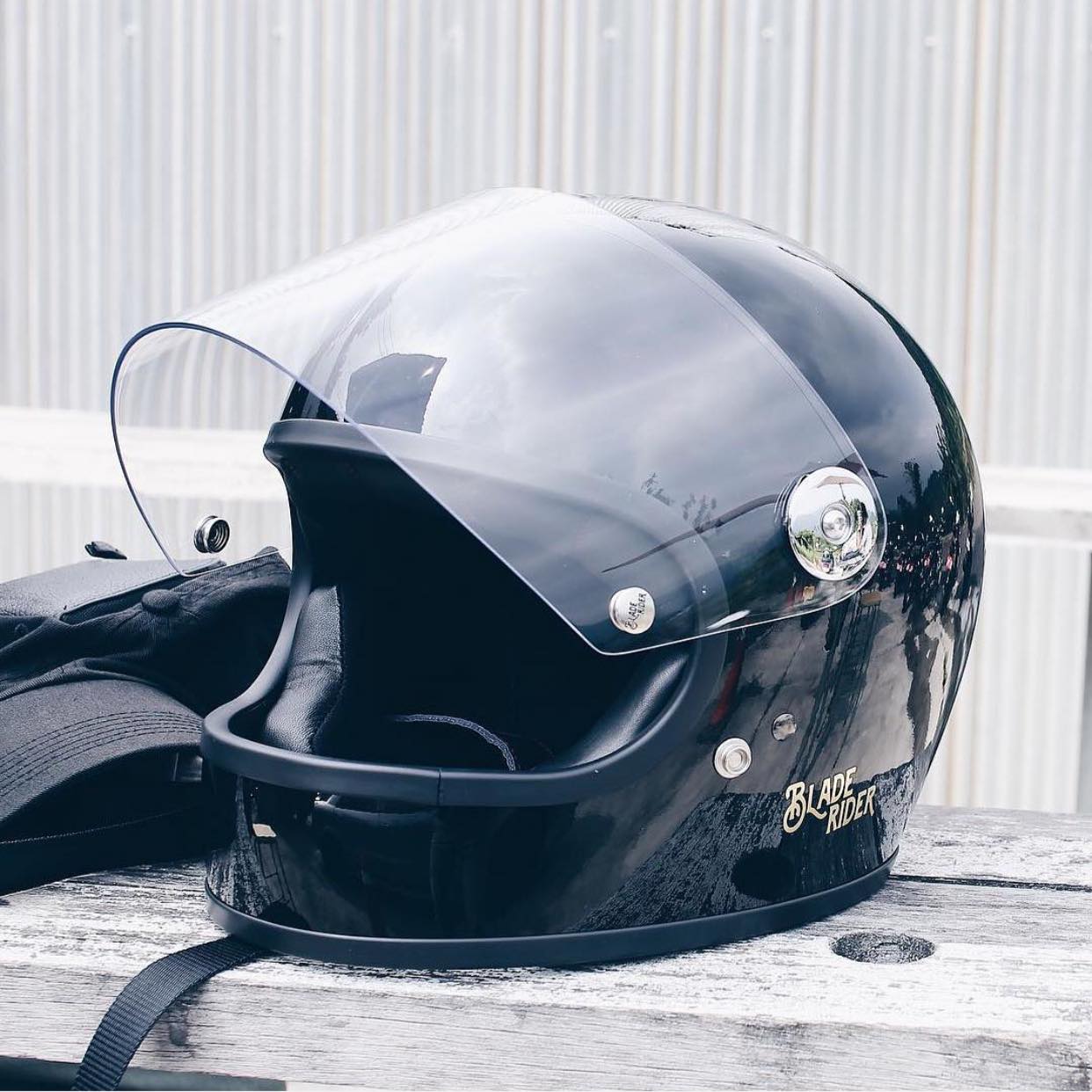 Blade Rider Helmet - Blade Rider Helmet 各位連假入手BRH沒... 這是我們最新發行的樂高亮黑搭配黑膠 ...