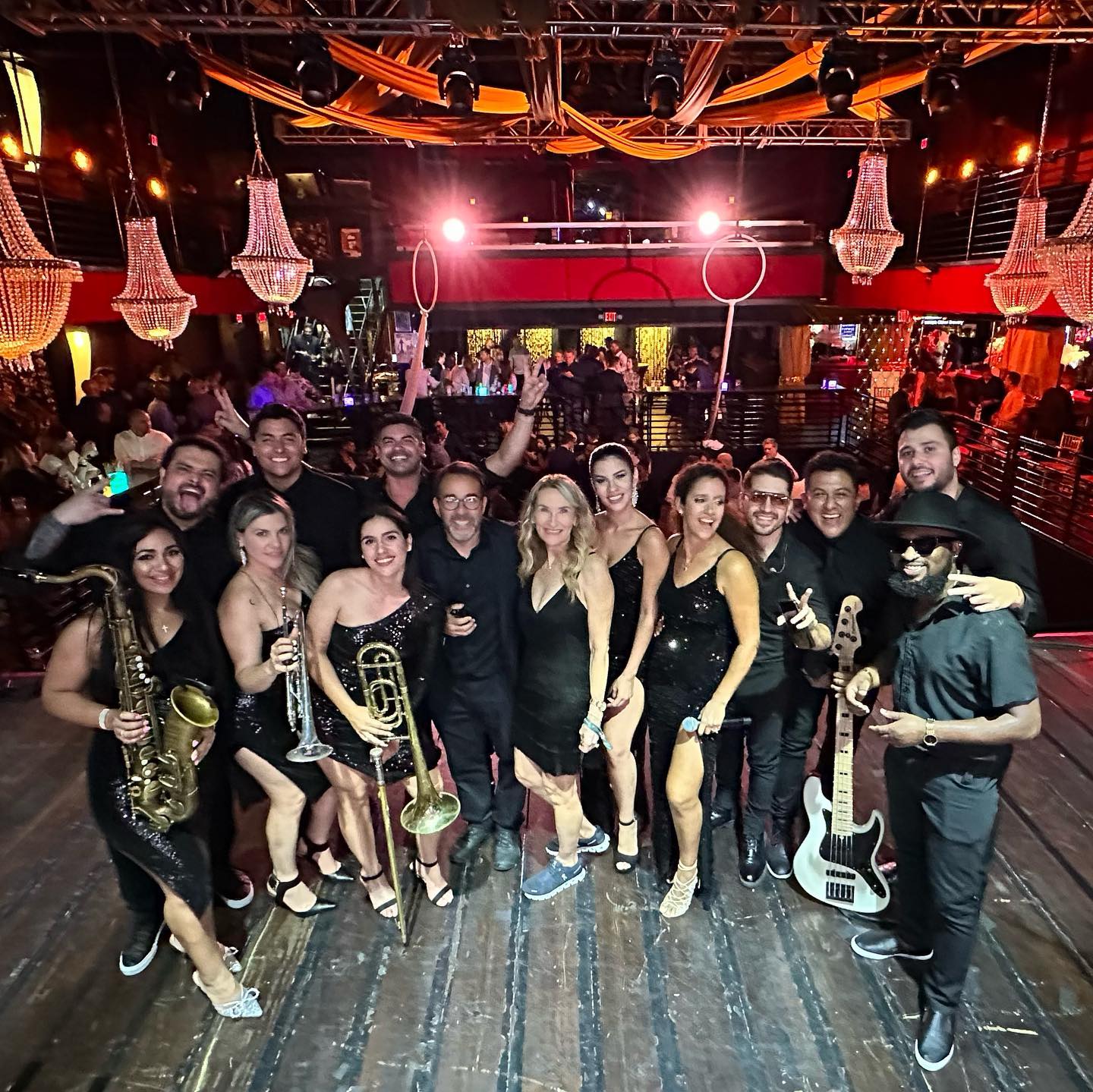 Extasy Band - The Team together! . . . #party #band...