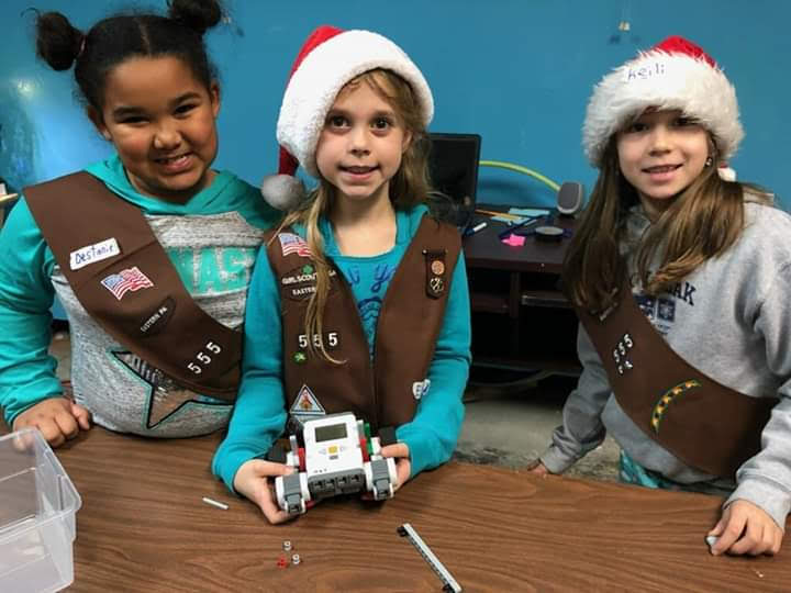 The Girl Scout Robotics Patrol... - FRC 4575 - Team Gemini | Facebook